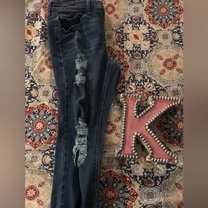 Skinny, ripped, and ready to rock!